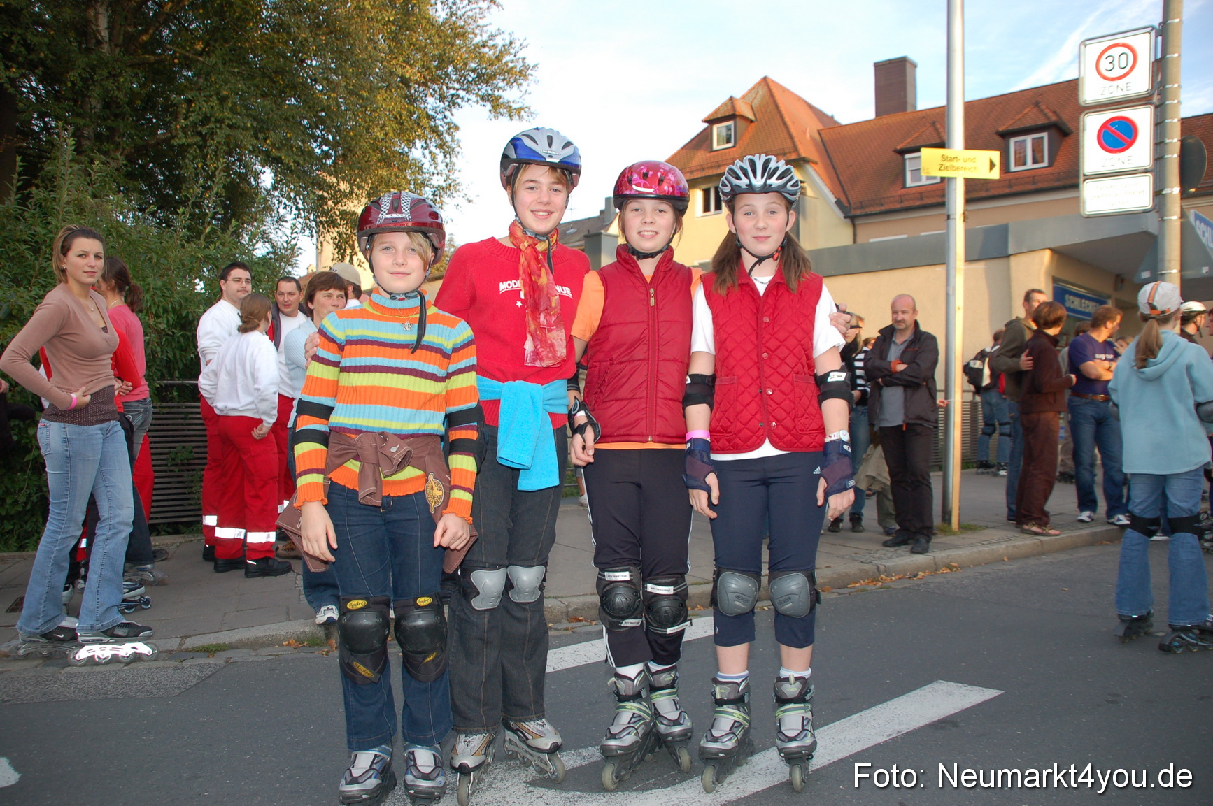 0002 Glossner Blade Night 150906